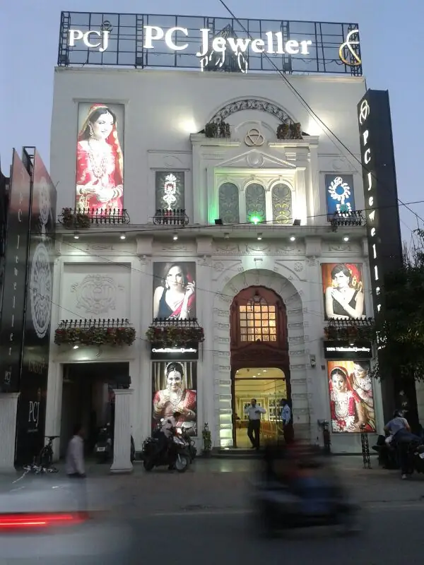 PC Jeweller showroom façade